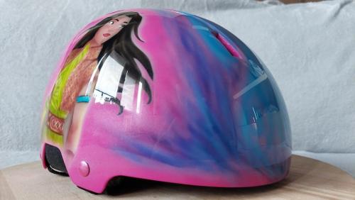 Raya Cartoon biker helmet design 09