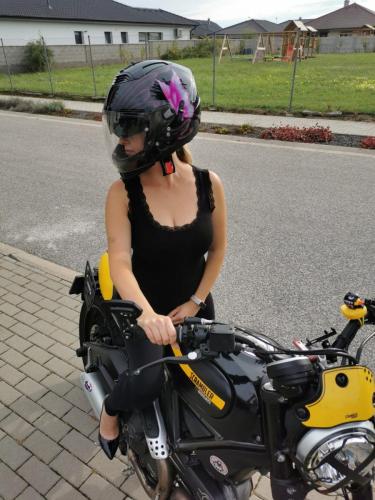 Butterfly moto helmet design 03