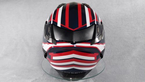 Maverick Top Gun moto helmet design 03