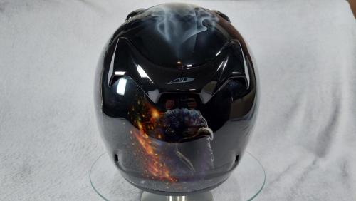 Raven moto helmet design 04