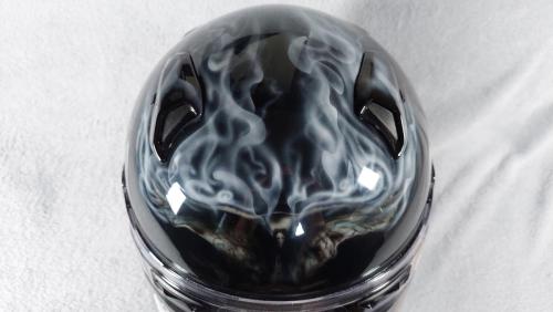 Raven moto helmet design 09