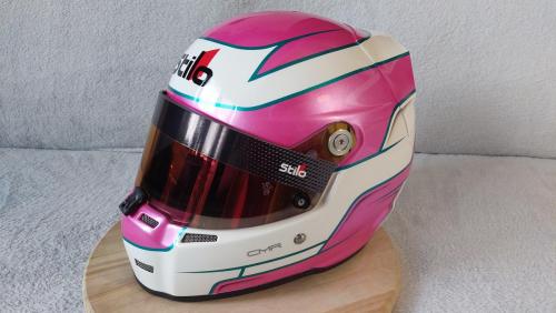 Zara racing helmet design 01