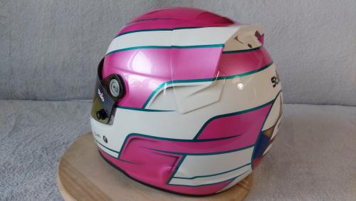 Zara racing helmet design 02