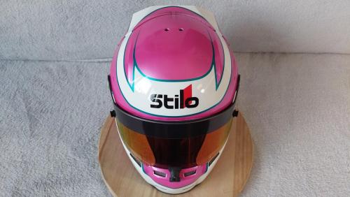 Zara racing helmet design 08