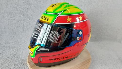 Ferrari 01 racing helmet design 01