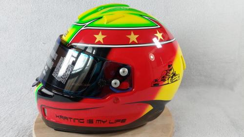 Ferrari 01 racing helmet design 02