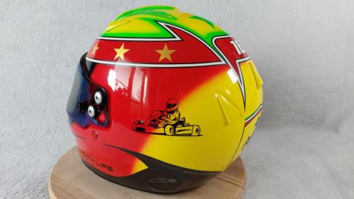 Ferrari 01 racing helmet design 03