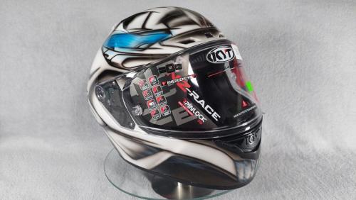Werewolf moto helmet design 09