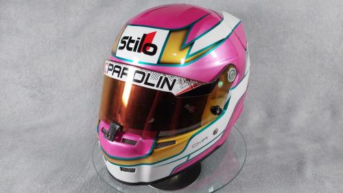 Zara racing repaired helmet design 01
